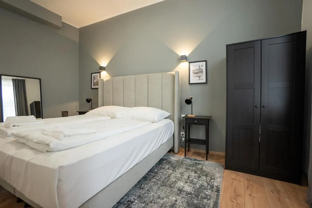 New Apartment With A King-Size Bed In A Calm Area Vienna Austria